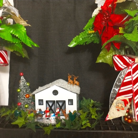 Three piece deco for christmas